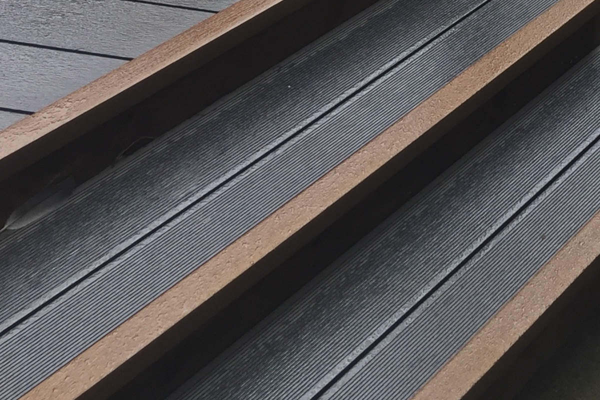 Corner Trim for Composite Decking Steps