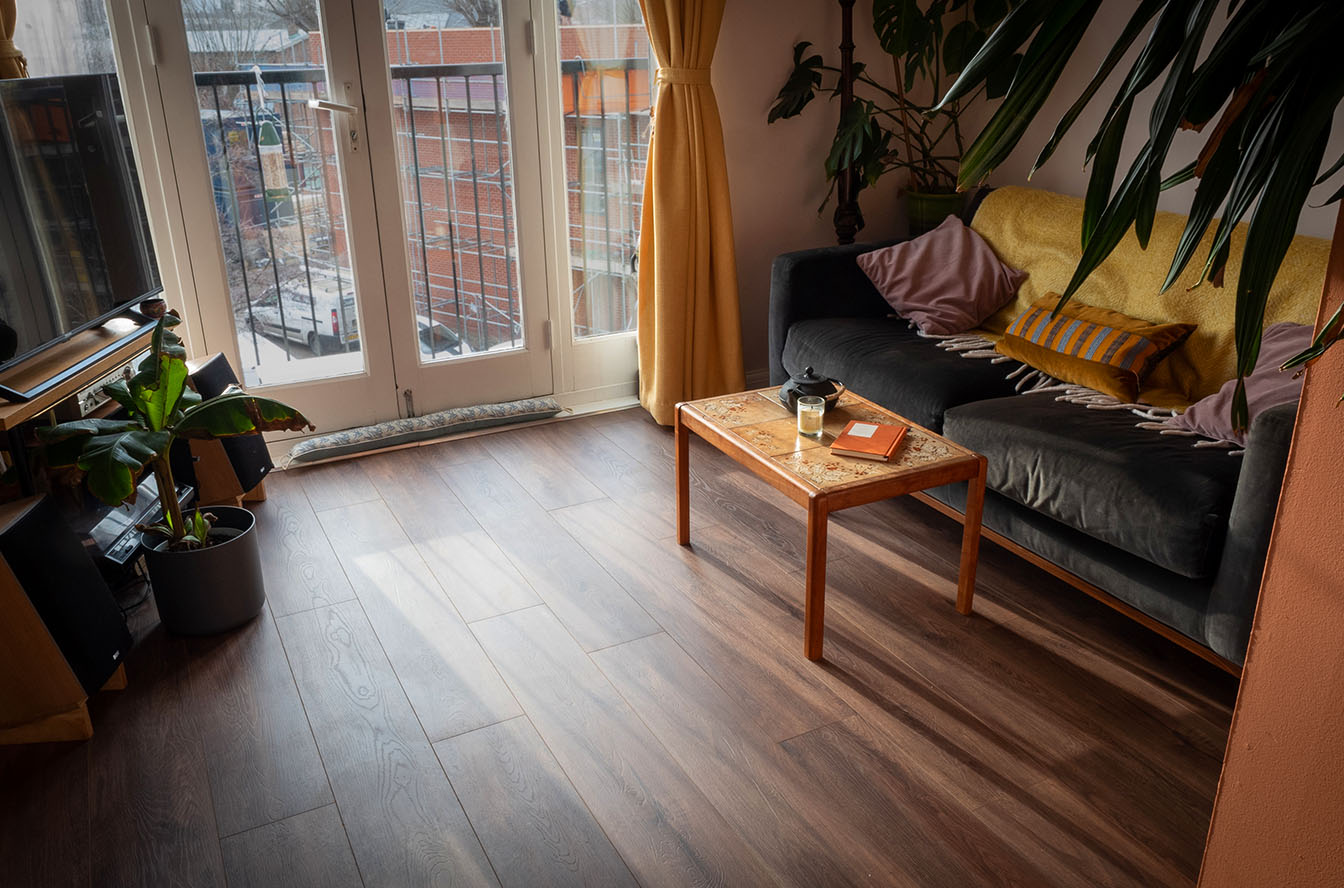 living-room-brown-laminate-flooring