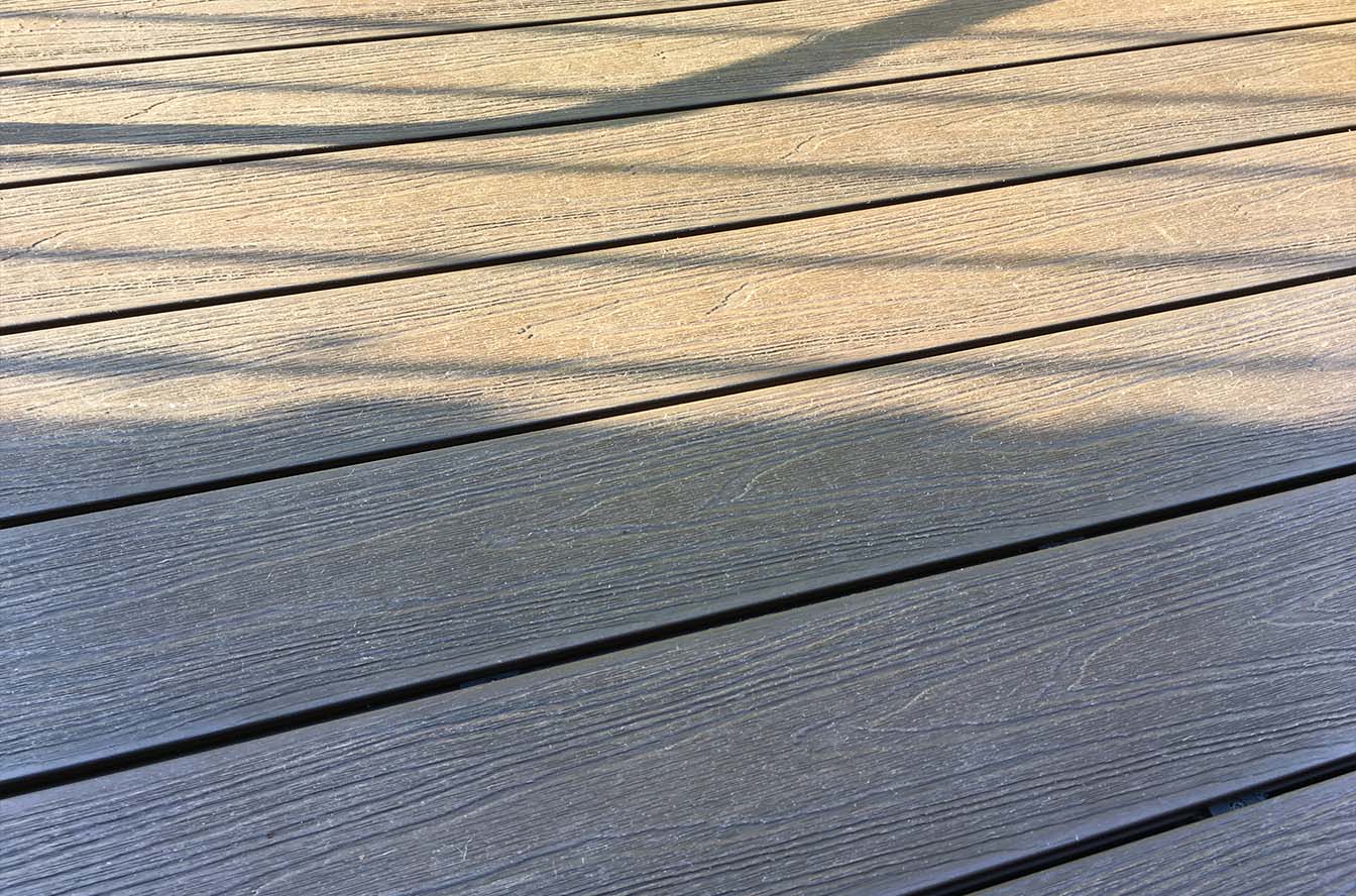 wood-texture-brown-composite-decking